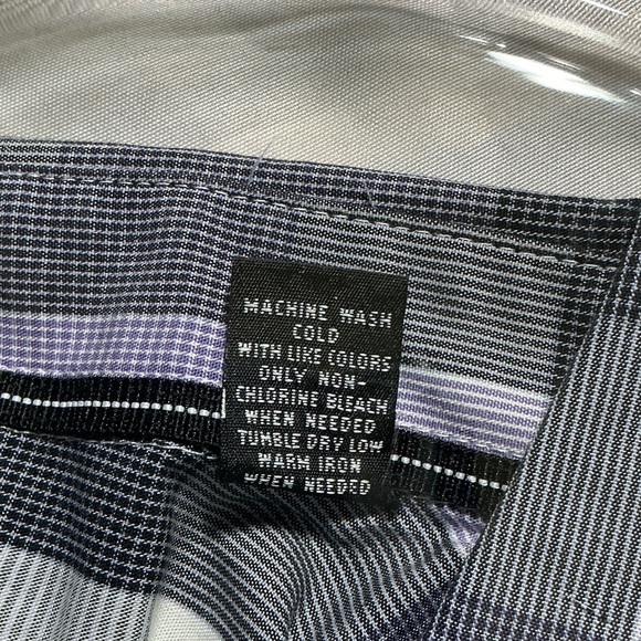 Alfani Purple, White & Gray Plaid Short Sleeve Button-Down Shirt Size Small - Picture 5 of 5